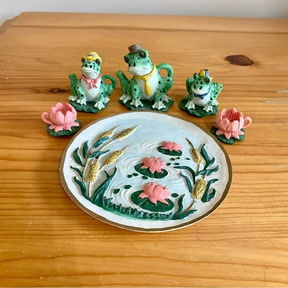 Vintage Miniature Frog Pond Tea Set 9 piece fairy garden doll - Picture 1 of 8